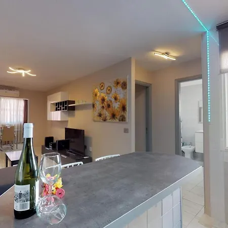 Apartment Princesa Isa *